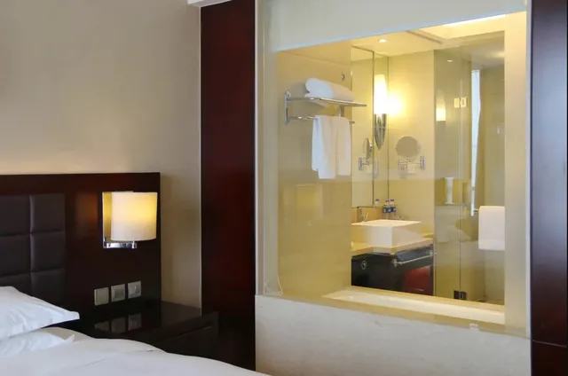 غرفة سوبيريور بسرير كينج، The Qube Hotel Shanghai Pudong 2/2
