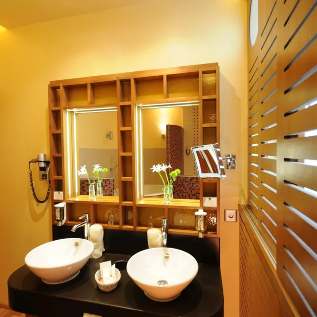 جناح بسرير كينج بحوض استحمام، Hotel Victoria, BW Signature Collection 3/4