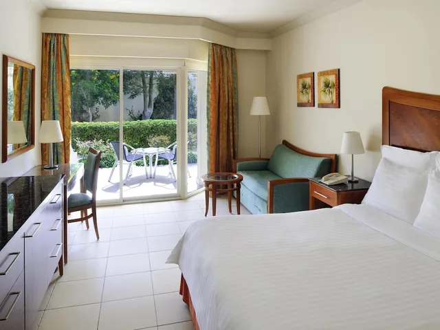 Standard, King Bed, Mountain Side, Garden View، Naama Bay Promenade Beach Resort 4/7
