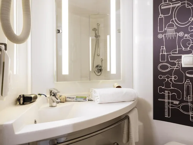 غرفة قياسية بسريرين منفصلين، ibis Cannes Mandelieu 6/7