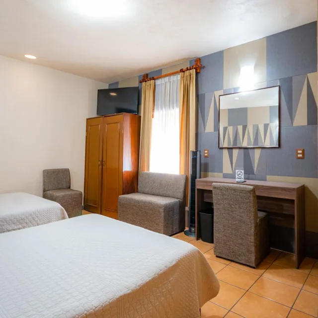 غرفة بسريرين منفصلين، Hotel Estefania 1/10