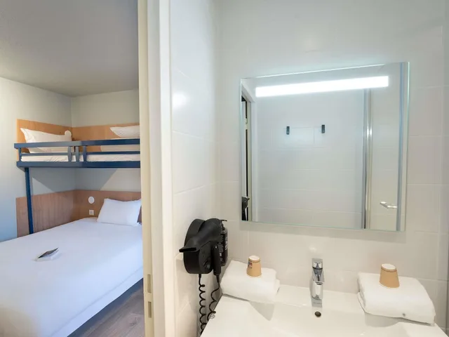 غرفة عائلية بسريرين مزدوجين، Ibis Budget Rennes Cesson 5/5