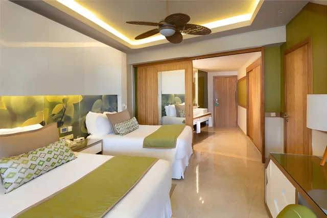 Preferred Club, Swim Up, Junior Suite, Dreams Onyx Resort And Spa Punta Cana 1/1