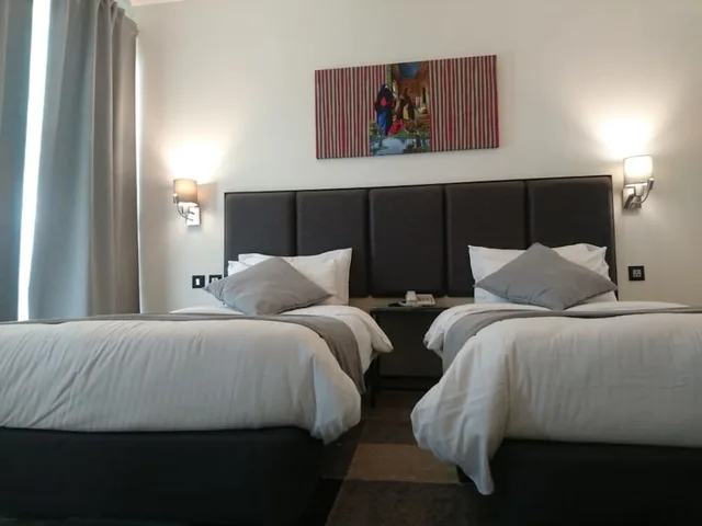 غرفة سوبيريور بسرير مزدوج أو سريرين منفصلين بإطلالة على المدينة، THE CONROY BOUTIQUE HOTEL 1/4