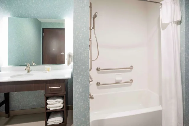 جناح استوديو بسرير كينج لذوي الإعاقة، Homewood Suites by Hilton Edina Minneapolis 5/5
