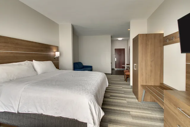 جناح بسرير كينج، Holiday Inn Express Hotel & Suites Laurel 1/3