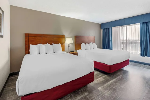 Standard, 2 Queen Beds, Pet Friendly, Best Western Thunderbird Motel 2/8
