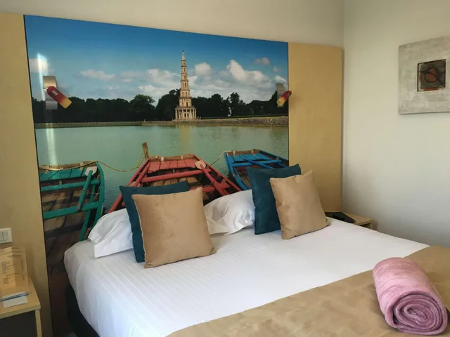 غرفة بسرير كوين، Best Western Le Vinci Loire Valley 7/9