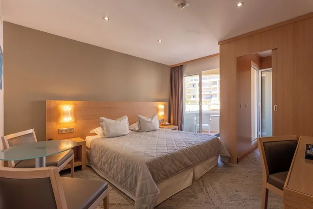 غرفة قياسية بسرير مزدوج، Hotel Le Rocher 1/7