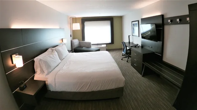 غرفة قياسية بسرير كينج، Holiday Inn Express And Suites Hood River 4/10
