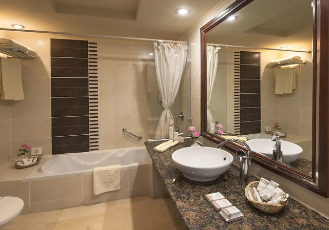 Standard, King Bed, Resort View، Stella Golf Hotel 4/4