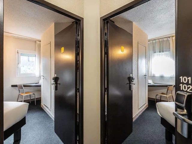 غرفة متصلة بسريرين مزدوجين، Greet Hotel Limoges Nord 7/9