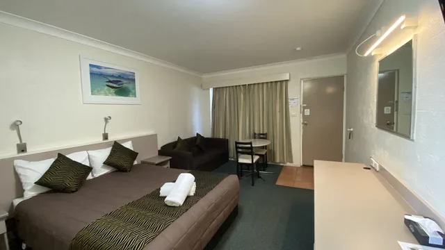 غرفة تنفيذية بسرير كوين، Sapphire City Motor Inn Inverell 5/10