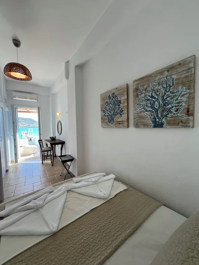 شقة بسرير مزدوج وسريرين منفصلين بإطلالة على البحر بغرفة نوم واحدة، Heliotropio Studios & Apartments 6/10