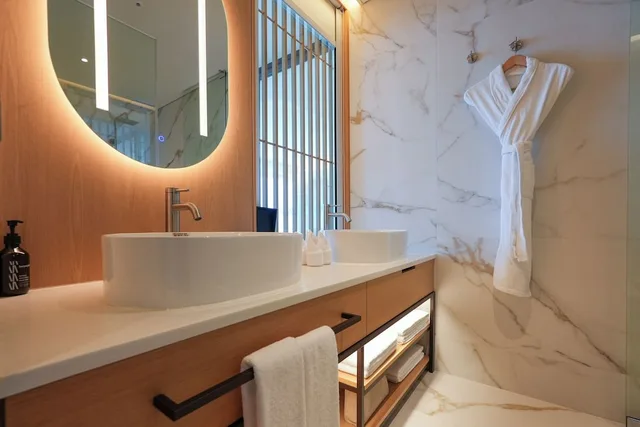 Suite, 2 King Beds, Lake and Ocean View، Homm Marina Sokcho 6/8