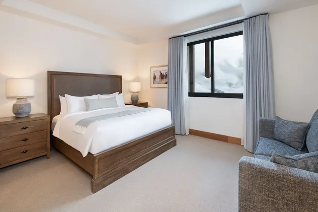 غرفة بسرير كينج، The Snowpine Lodge 1/3