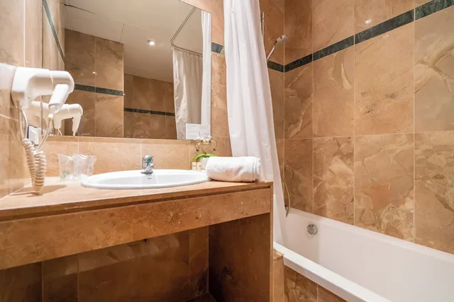 غرفة مفردة، Glories Hotel 16/16