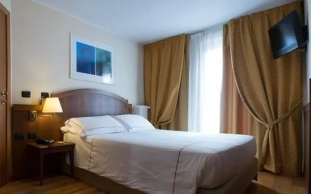 غرفة اقتصادية بسرير مزدوج، Cresta Et Duc 2/5