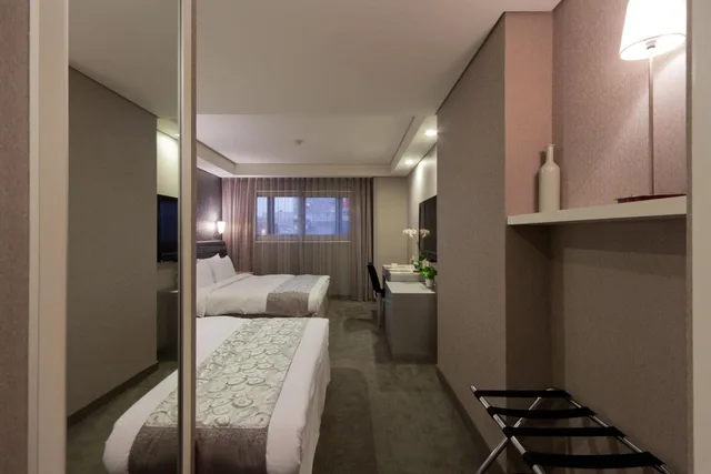 جناح سوبيريور رباعي، Harbor View Hotel 1/1