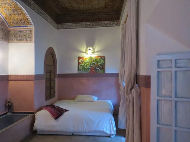 غرفة كومفورت ثلاثية بإطلالة على الفناء، Riad Maizie 6/10