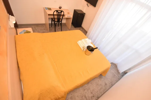 غرفة قياسية بسرير مزدوج أو سريرين منفصلين، Hotel Suprem 6/8