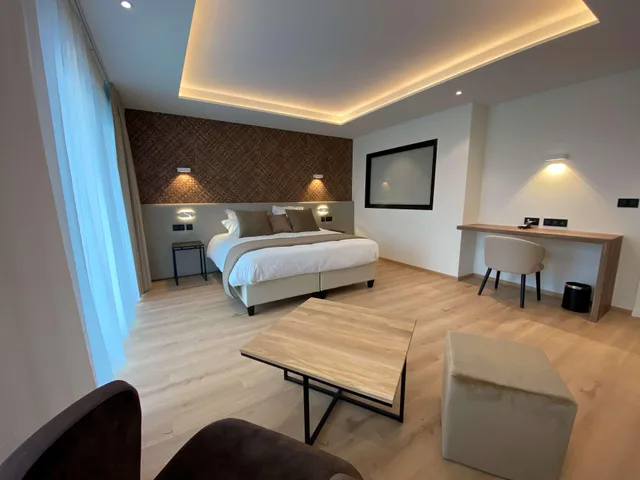 Prestige, Junior Suite, King Bed, Golf Course View, Terrace، Best Western Plus Le Fairway Hotel & Spa Golf d'Arras 5/6