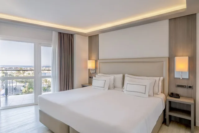 Junior Suite, Executive, Double Bed, Melia Alicante 5/10