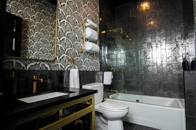 Junior Suite, Studio, King Bed، The Blackbird Hotel 8/10