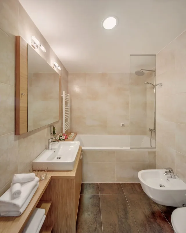 جناح جونيور بإطلالة على البحر بشرفة، Dioklecijan Hotel and Residence 3/3
