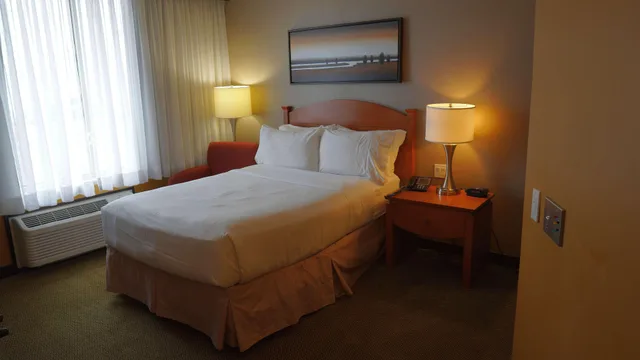 غرفة، Radisson Hotel Montreal Airport 1/6