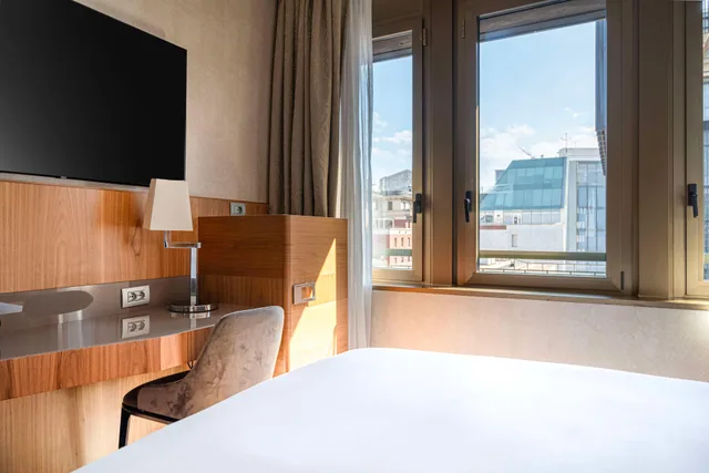 غرفة ديلوكس مفردة، Hilton Milan Hotel 2/2