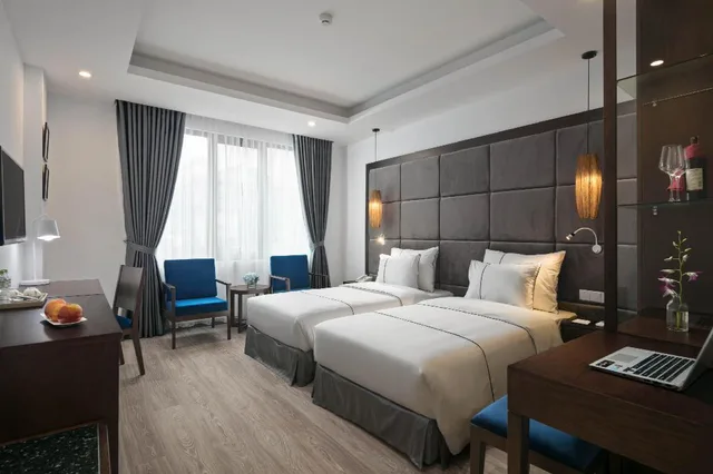 غرفة بريميير بسرير مزدوج بإطلالة على المدينة، Hanoi Bonsella Hotel 2/5
