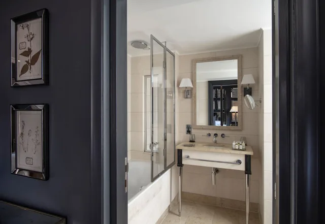 Deluxe, King Bed, The Franklin London - Starhotels Collezione 3/3
