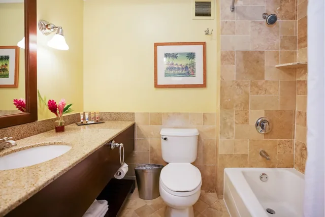 Room, King Bed, Pool and Ocean View، OUTRIGGER Kauai Beach Resort & Spa 5/5