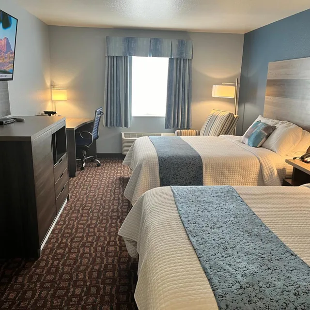 غرفة بسرير مزدوج، Garnett Hotel & RV Park 3/10