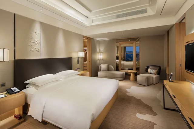 جناح ديلوكس بسرير كينج، Hilton Chengdu - Longquanyi 1/6