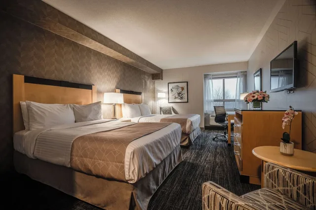 غرفة بسريرين كوين، Monte Carlo Inn Barrie Suites 1/1