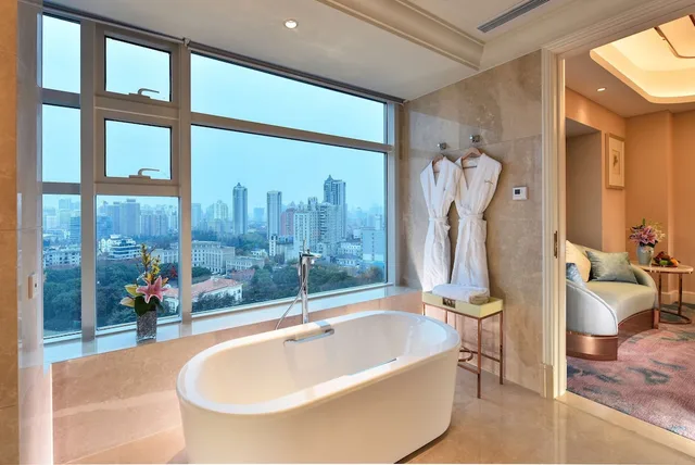 Collection, Business، Radisson Collection Hotel Xin Guo Shanghai 8/9