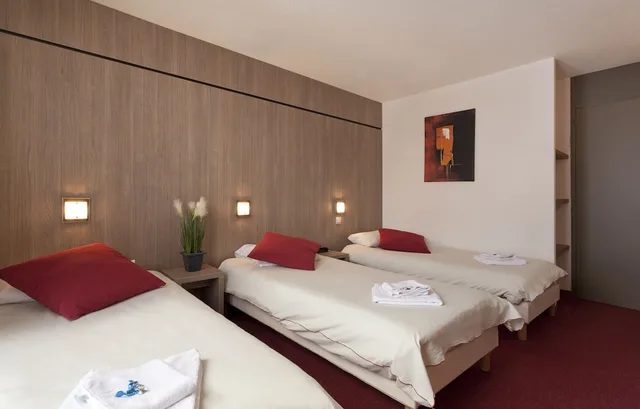 غرفة ثلاثية، Hotel Club Mmv Les Melezes 2/6