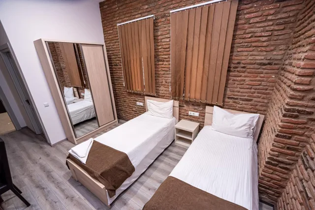 غرفة اقتصادية بسرير مزدوج أو سريرين منفصلين، Tiflis Hotel 3/9