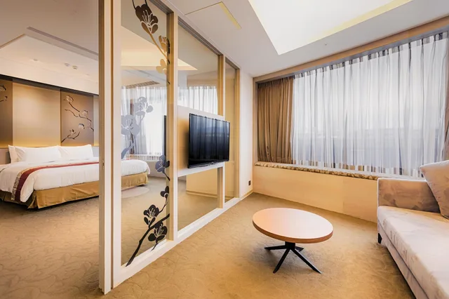 Tower, Executive, Suite, King Bed, Bathtub، Green World Hotel Grand Nanjing 4/4