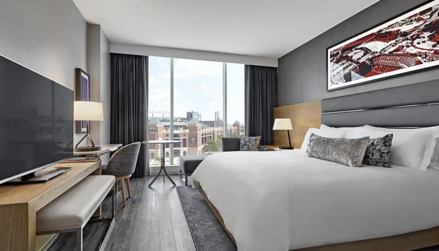 Grand, Stadium, Suite، Live By Loews Arlington Tx 1/4
