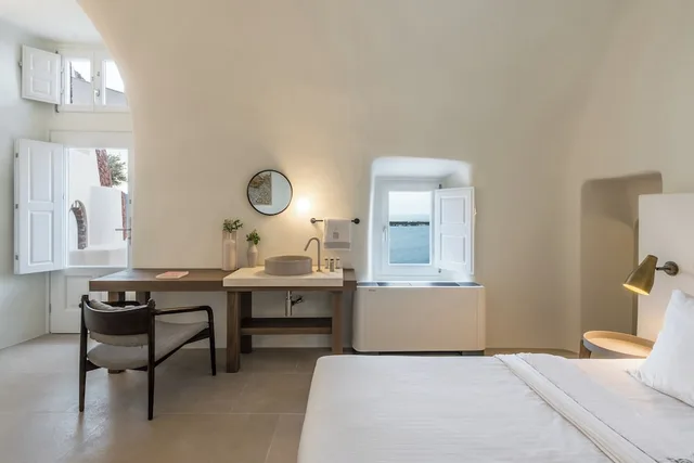 Suite, Queen Bed, Sunset View, Private Pool، Oia Castle Luxury Suites by Art Maisons 2/3