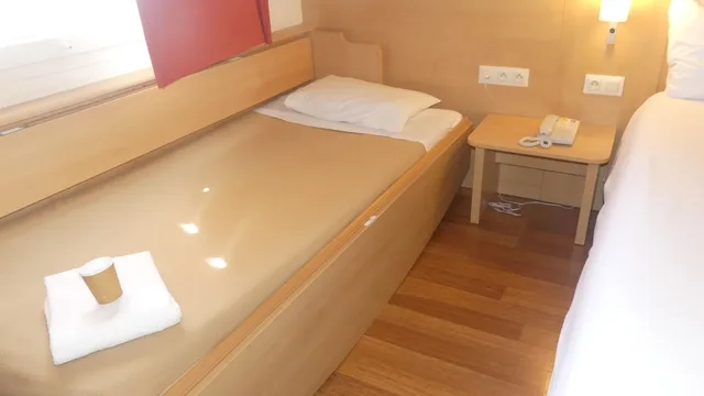 غرفة قياسية بسرير مزدوج وسرير فردي، Ibis Istres Trigance 3/5