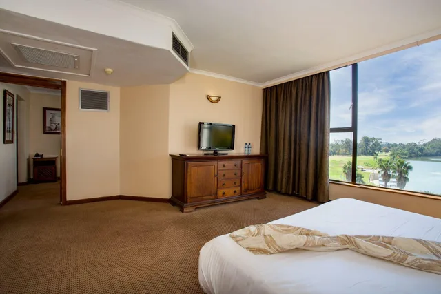 غرفة ديلوكس بسرير مزدوج، Riviera on Vaal Resort 1/10