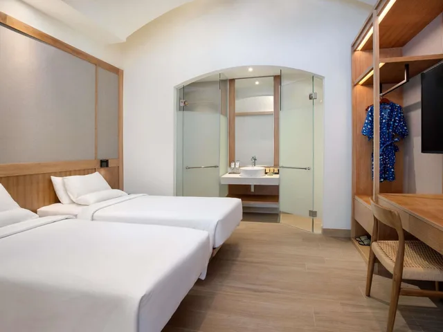 Family Suite, Multiple Beds, Novotel Bali Benoa 1/3