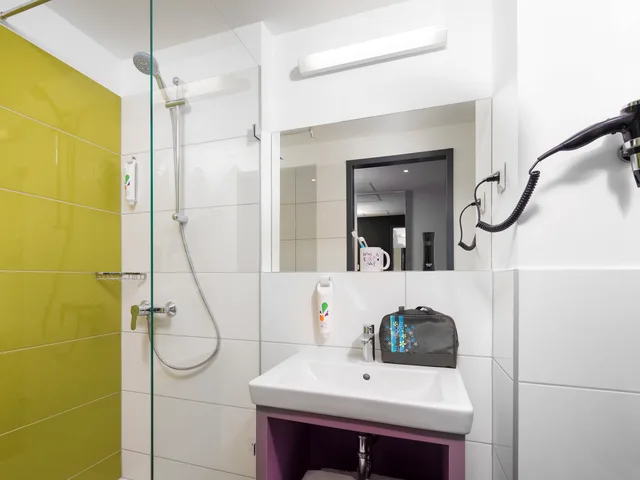 غرفة بسرير كوين، Ibis Styles Budapest Airport 5/6