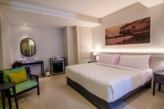 Executive Suite Room, Jambuluwuk Thamrin Hotel 6/12