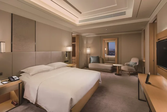 جناح ديلوكس بسرير كينج، Hilton Chengdu - Longquanyi 2/6