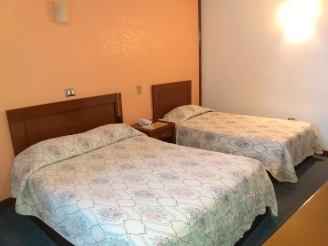 Room, Queen Bed, Maria Victoria Hotel 7/10